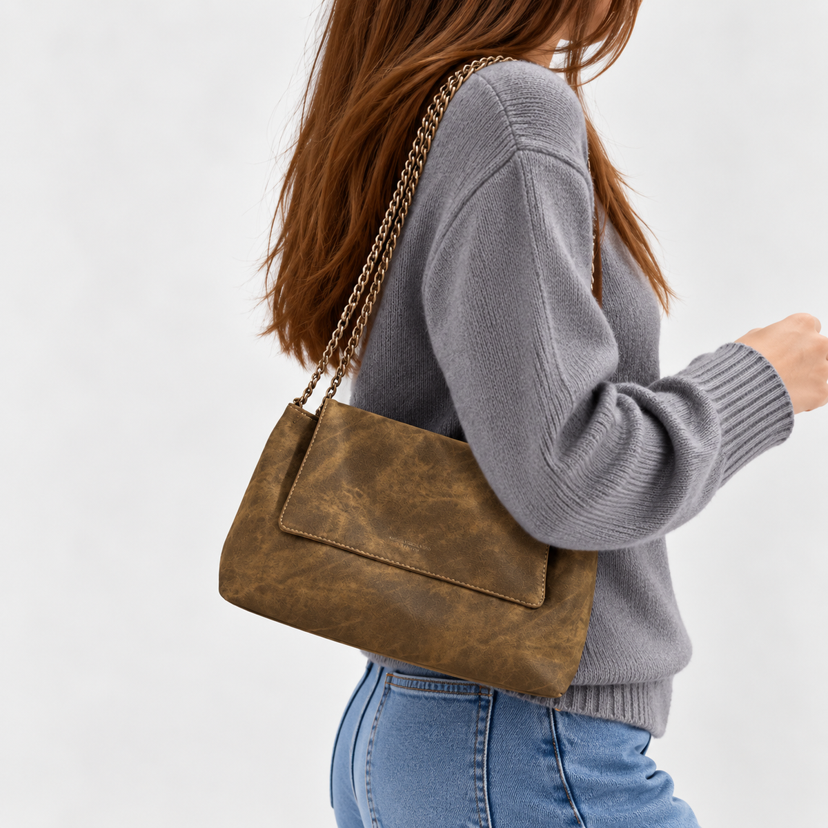 Bolsa de Ombro  com Corrente