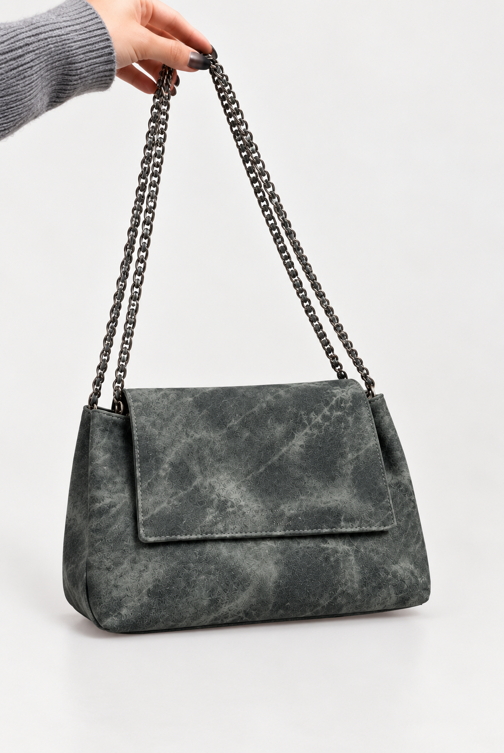 Bolsa de Ombro  com Corrente